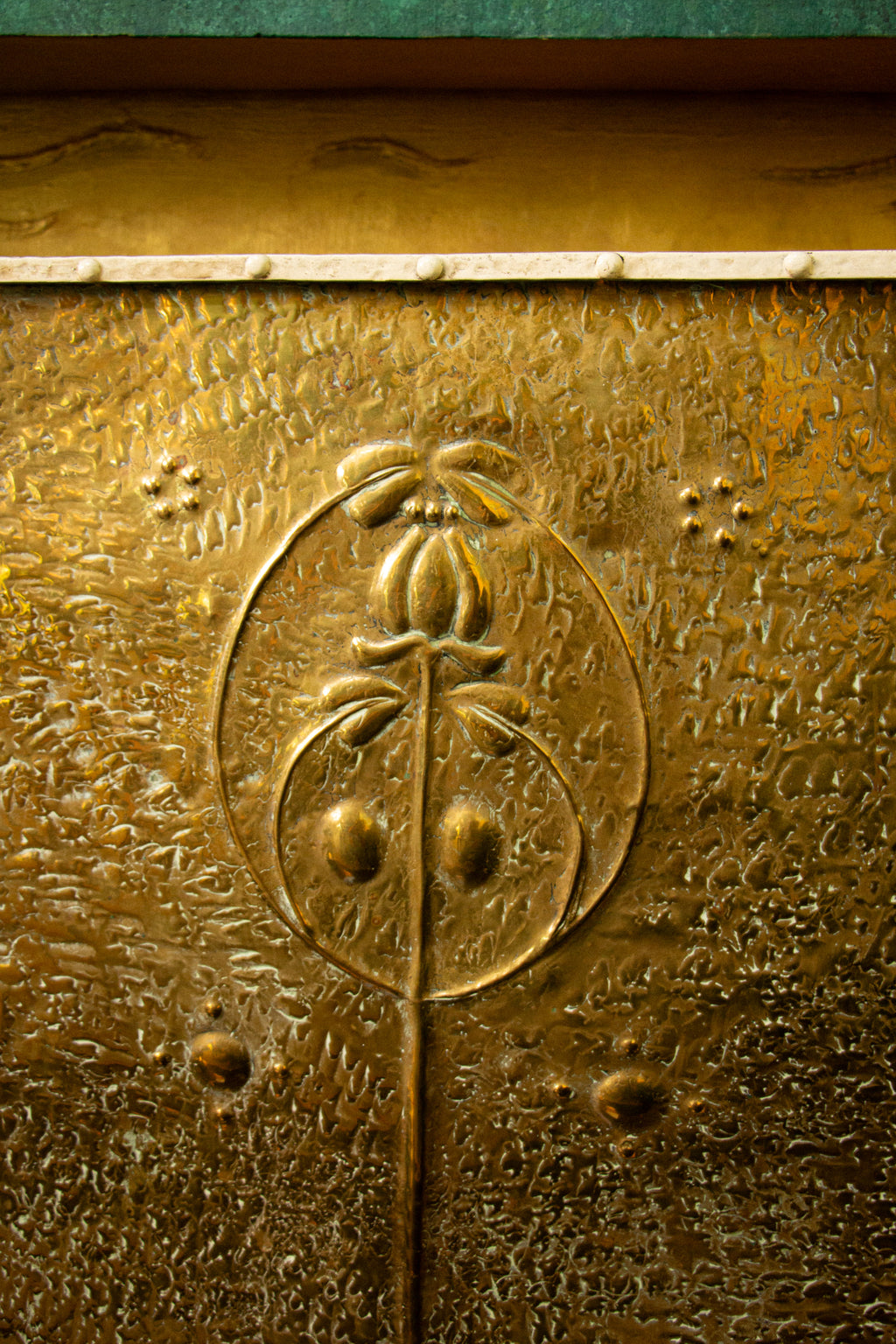 Arts and Craft Fire Screen
