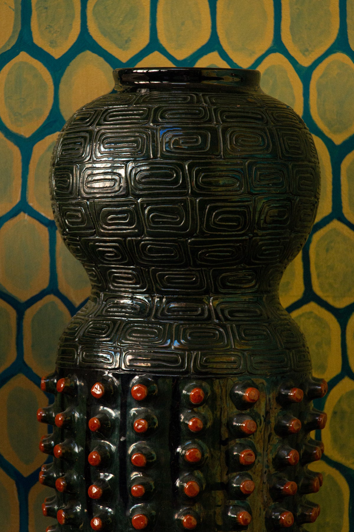 Very large anonymous Eastern European ceramic piece, 1910